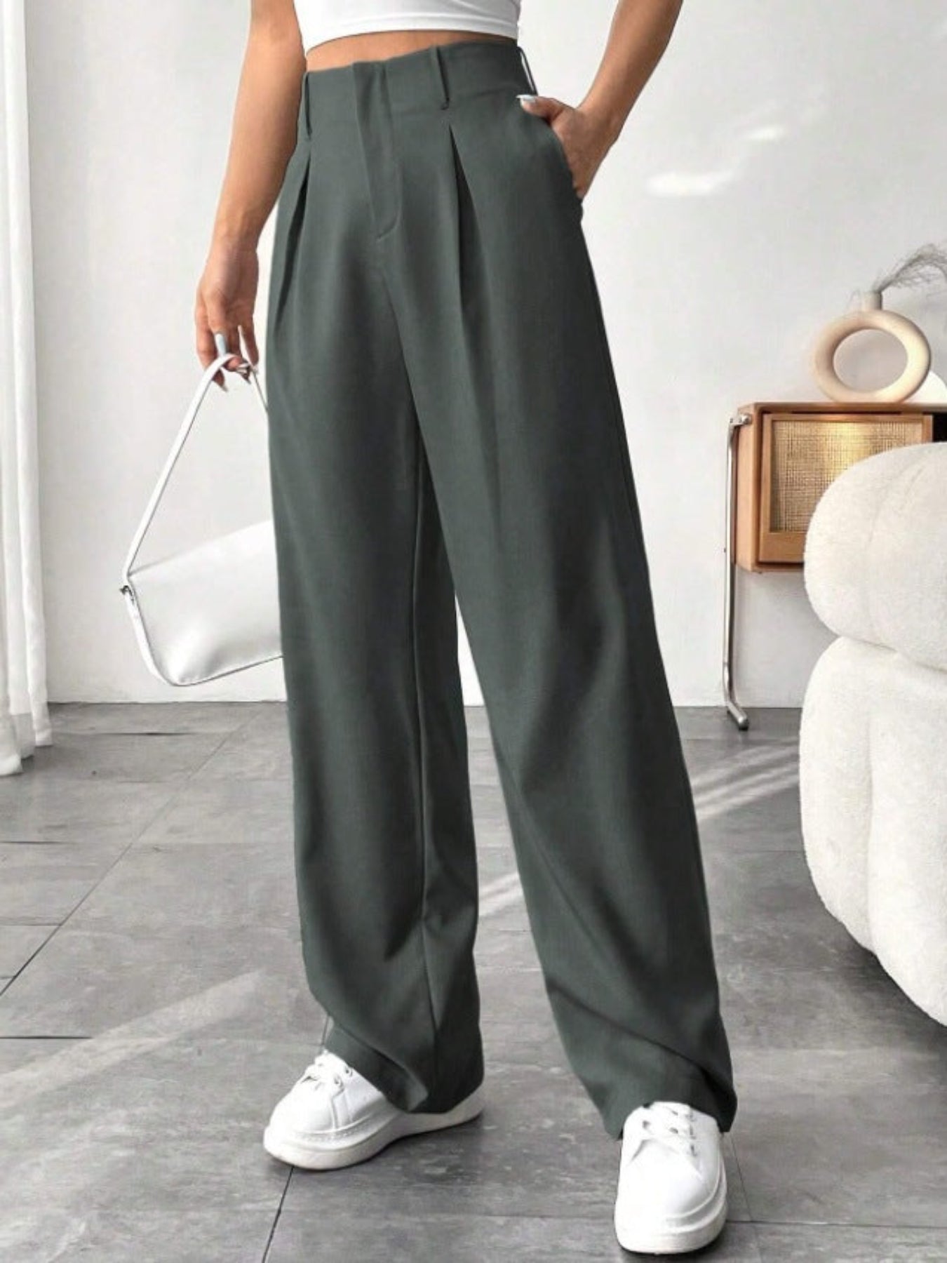 Belisima | Elegant Pleated Wide-Leg Office Trouser